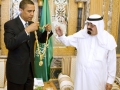 obama-gets-bling-from-king